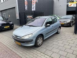 Grijs Gebruikt 2003 Peugeot 206 Hatchback | € 499 (Super prijs)