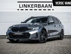 Grijs Gebruikt 2024 BMW 330 M Sport Stationwagen | € 51.450 (Duur)