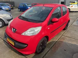 Rood Gebruikt 2007 Peugeot 107 Hatchback | € 1.475 (Goede deal)