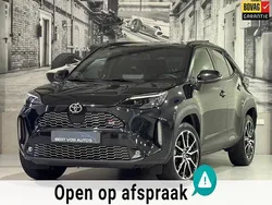 Zwart Gebruikt 2023 Toyota Yaris Cross Sport SUV | € 31.950 (Eerlijke prijs)