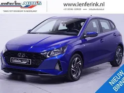Blauw Gebruikt 2023 Hyundai i20 Trend Hatchback | € 20.450 (Eerlijke prijs)