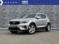 Grijs Gebruikt 2023 Volvo XC40 Core SUV | € 41.694 (Eerlijke prijs)