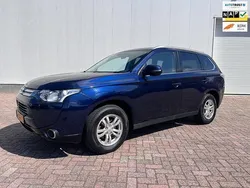 Blauw Gebruikt 2015 Mitsubishi Outlander Edition SUV | € 16.950 (Eerlijke prijs)