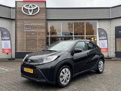 Zwart Gebruikt 2024 Toyota Aygo X X-play SUV | € 17.340