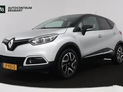 Grijs, metallic lak Gebruikt 2016 Renault Captur Dynamique SUV | € 9.945 (Eerlijke prijs)