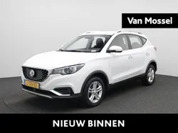 Wit Gebruikt 2020 MG ZS Comfort Sedan | € 13.845 (Eerlijke prijs)