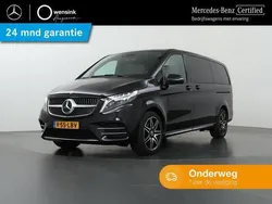 Zwart Gebruikt 2023 Mercedes V300 Avantgarde MPV | € 66.650 (Goede deal)