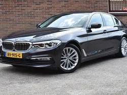Grijs, metallic lak Gebruikt 2018 BMW 520 Executive Sedan | € 22.949 (Goede deal)