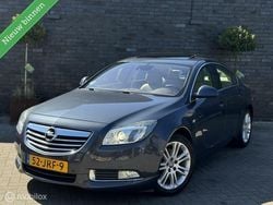 Grijs Gebruikt 2009 Opel Insignia Sedan | € 4.995
