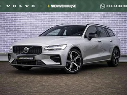 Grijs Gebruikt 2023 Volvo V60 Plus Stationwagen | € 37.899 (Eerlijke prijs)