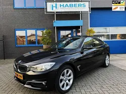 Zwart Gebruikt 2014 BMW 328 Gran Turismo Executive Hatchback | € 17.945 (Eerlijke prijs)