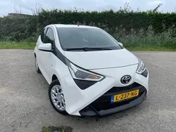 Wit Gebruikt 2021 Toyota Aygo X-play Hatchback | € 8.950 (Goede deal)
