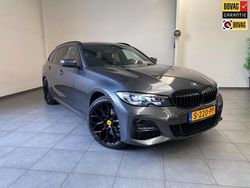 Grijs Gebruikt 2021 BMW 320 Shadowline Stationwagen | € 35.950 (Duur)