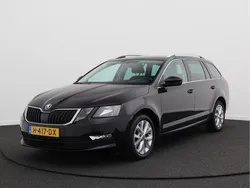 Zwart Gebruikt 2020 Skoda Octavia Business Line Stationwagen | € 16.450 (Goede deal)