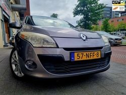 Grijs, metallic lak Gebruikt 2010 Renault Mégane III Hatchback | € 3.495 (Eerlijke prijs)