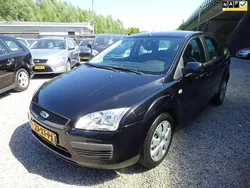 Zwart Gebruikt 2007 Ford Focus Trend Stationwagen | € 1.495 (Eerlijke prijs)