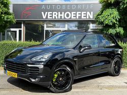 Zwart Gebruikt 2015 Porsche Cayenne SUV | € 27.950 (Eerlijke prijs)