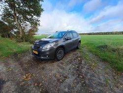 Grijs Gebruikt 2014 Peugeot 2008 SUV | € 4.500 (Eerlijke prijs)