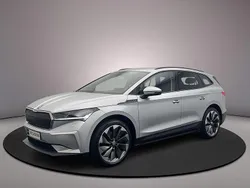 Grijs Gebruikt 2022 Skoda Enyaq iV SUV | € 27.900 (Eerlijke prijs)