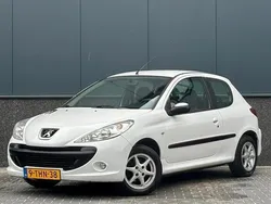 Wit Gebruikt 2009 Peugeot 206+ Hatchback | € 1.995 (Eerlijke prijs)