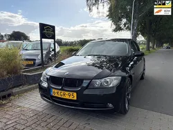 Zwart Gebruikt 2007 BMW 325 Executive Sedan | € 3.999 (Iets duurder)