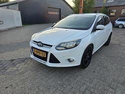 Wit Gebruikt 2014 Ford Focus Stationwagen | € 5.650 (Eerlijke prijs)