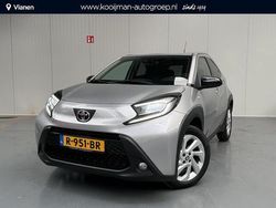 Grijs Gebruikt 2022 Toyota Aygo X SUV | € 19.800