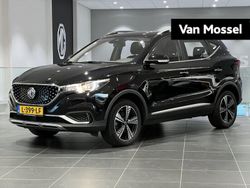 Zwart Gebruikt 2020 MG ZS Luxury Sedan | € 14.995 (Eerlijke prijs)
