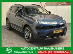 Blauw, metallic lak Gebruikt 2022 Lynk & Co 01 SUV | € 24.440 (Goede deal)