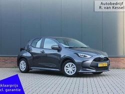 Grijs Gebruikt 2023 Toyota Yaris Hybrid Active Hatchback | € 19.740 (Goede deal)