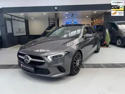 Grijs Gebruikt 2018 Mercedes A200 Business Hatchback | € 24.995 (Eerlijke prijs)
