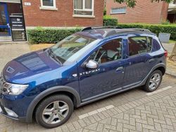 Blauw Gebruikt 2018 Dacia Sandero Stepway Hatchback | € 11.000 (Eerlijke prijs)