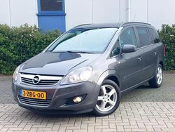 Grijs Gebruikt 2011 Opel Zafira MPV | € 4.250 (Eerlijke prijs)