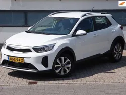 Wit Gebruikt 2023 Kia Stonic SUV | € 22.950 (Eerlijke prijs)