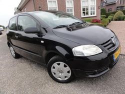 Zwart Gebruikt 2007 VW Fox Trendline Hatchback | € 1.850 (Eerlijke prijs)