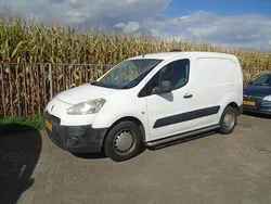Wit Gebruikt 2012 Peugeot Partner MPV | € 1.450 (Super prijs)