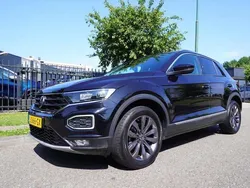Zwart Gebruikt 2021 VW T-Roc Sportline SUV | € 24.945 (Eerlijke prijs)