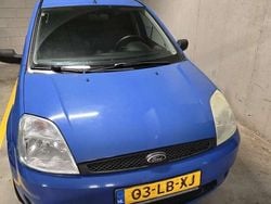 Blauw Gebruikt 2002 Ford Fiesta Trend Hatchback | € 1.100 (Eerlijke prijs)