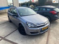 Grijs Gebruikt 2007 Opel Astra Edition Stationwagen | € 575 (Eerlijke prijs)