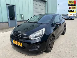 Zwart Gebruikt 2012 Kia Rio 2 Hatchback | € 3.250 (Goede deal)