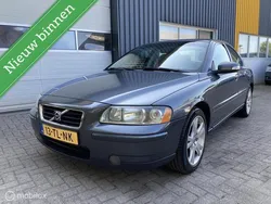 Grijs Gebruikt 2006 Volvo S60 Momentum Sedan | € 4.450 (Eerlijke prijs)