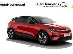 Rood Nieuw 2025 Renault Mégane Komfort Hatchback | € 36.949 (Super prijs)