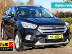 Zwart Gebruikt 2017 Ford Kuga Trend SUV | € 11.850 (Eerlijke prijs)