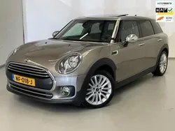 Grijs Gebruikt 2017 Mini One Clubman Pepper Stationwagen | € 15.950 (Eerlijke prijs)