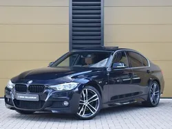 Zwart, metallic lak Gebruikt 2018 BMW 330 Executive Sedan | € 26.950 (Goede deal)