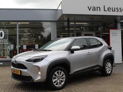Grijs Gebruikt 2023 Toyota Yaris Cross Business Edition SUV | € 24.400 (Goede deal)