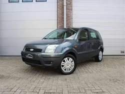 Grijs Gebruikt 2003 Ford Fusion MPV | € 2.250 (Eerlijke prijs)