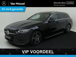 Zwart Gebruikt 2023 Mercedes C300 AMG line Stationwagen | € 45.945 (Eerlijke prijs)