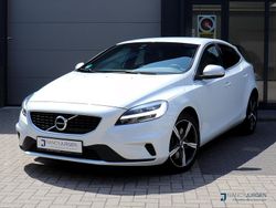 Wit Gebruikt 2018 Volvo V40 R-Design Stationwagen | € 19.850 (Eerlijke prijs)
