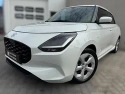 Wit Gebruikt 2024 Suzuki Swift Style Hatchback | € 19.995 (Eerlijke prijs)